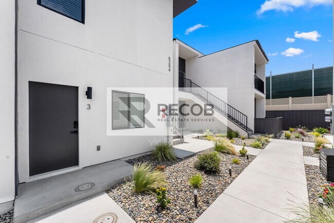 Building Photo - 5252 Adams Ave