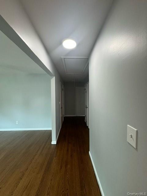 Building Photo - 4 Willow St