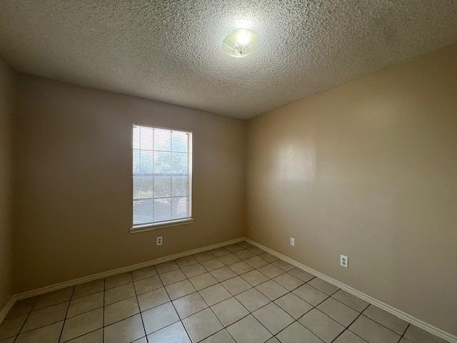Building Photo - 1502 E San Pedro St