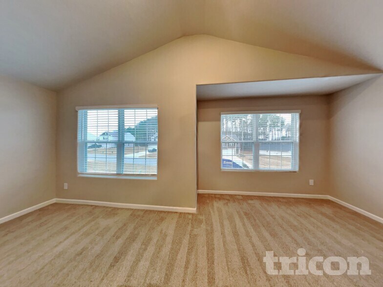 Building Photo - 120 Ivy Bank Dr