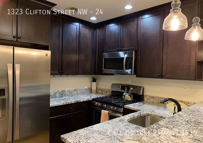 Building Photo - 1323 Clifton St NW
