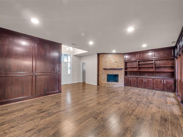 Building Photo - 6940 Clearhaven Dr