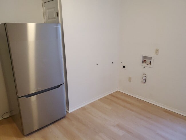 Building Photo - 6040 Ogontz Ave