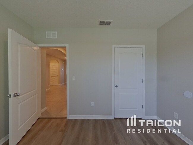 Building Photo - 9020 Tuscan Cypress St