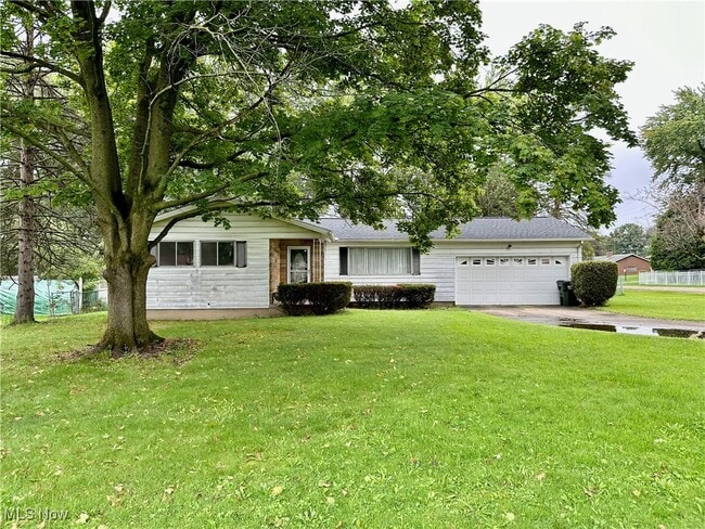 Primary Photo - 1370 W Vine St