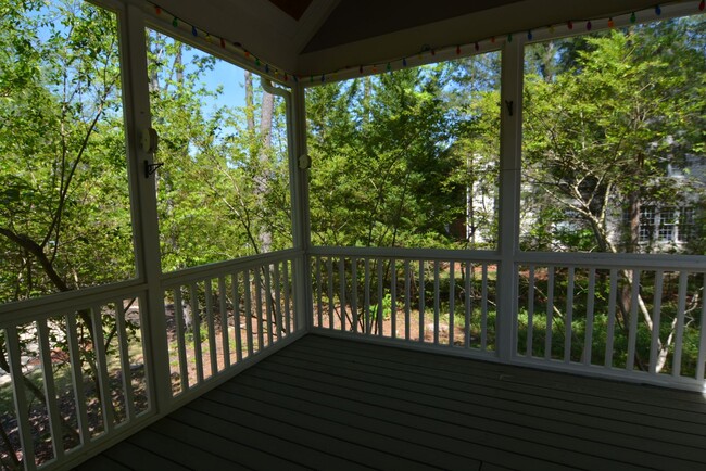 Building Photo - Beautiful, spacious home in The Preserve