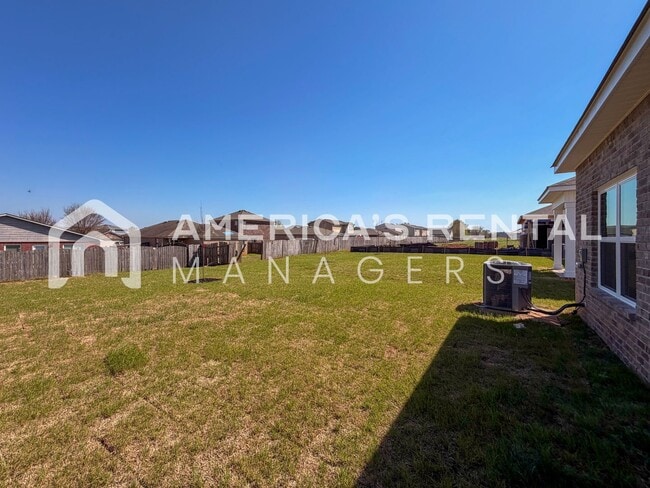 Building Photo - 3376 Feldspar Dr SW