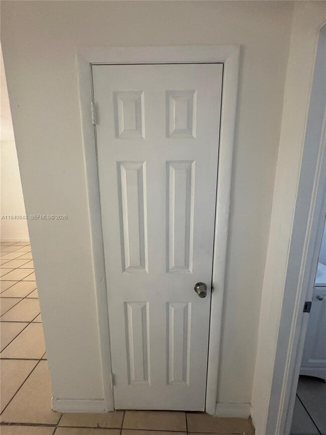 Building Photo - 920 NW 55th Ter