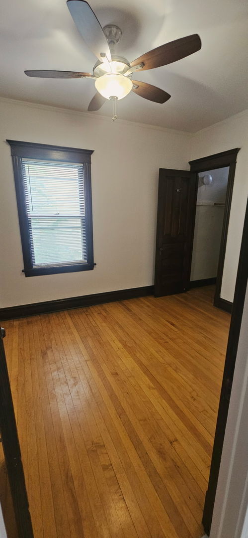 Building Photo - 608 S Grove Ave