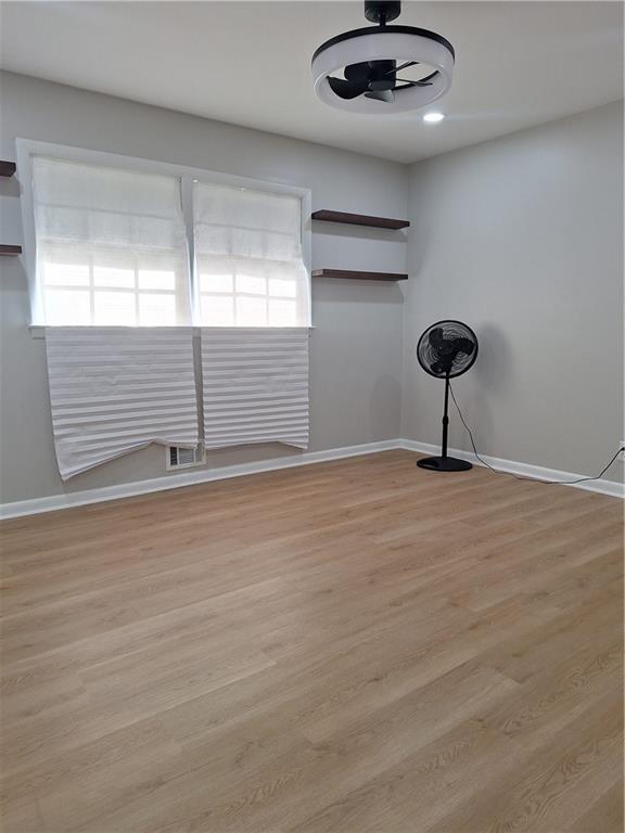 Building Photo - 1605 Brockett Rd