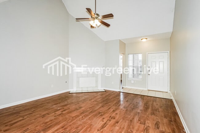 Building Photo - 1180 Brady Hollow Ln