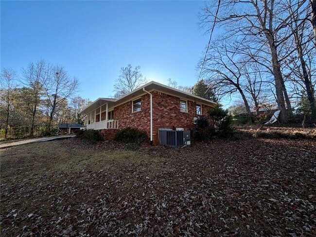 Building Photo - 1648 Hammond Woods Cir SW