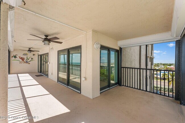 Building Photo - 1125 Jimmy Buffett Mem Hwy