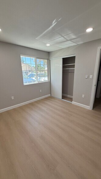 Building Photo - 17318 Napa Cir