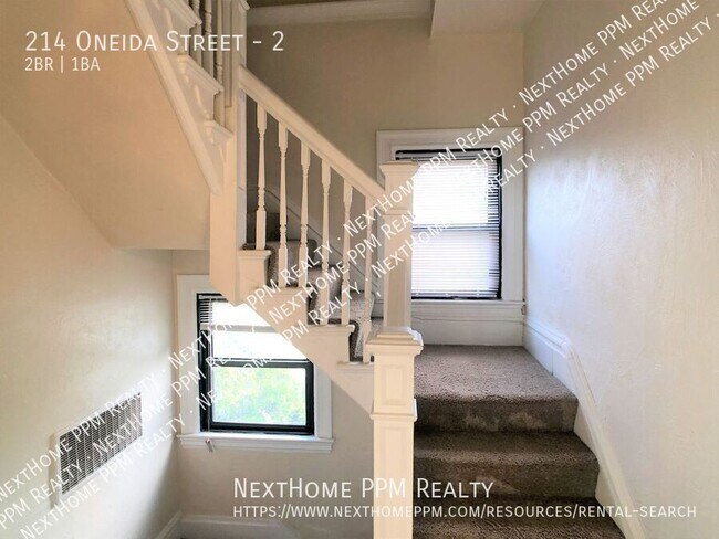 Building Photo - 214 Oneida St