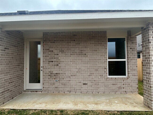 Building Photo - 29022 Bison Hvn Dr