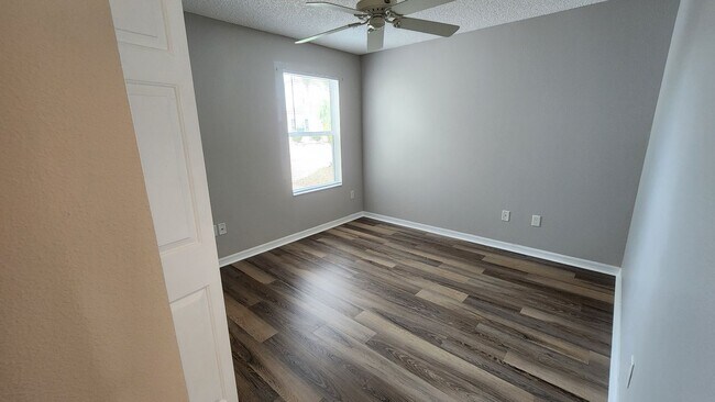 Building Photo - Village of Ashland