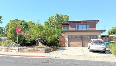 Building Photo - Beautifully Remodeled Modern Home Located ...