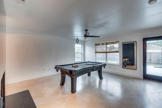 Building Photo - 101 Hollow Tree Dr