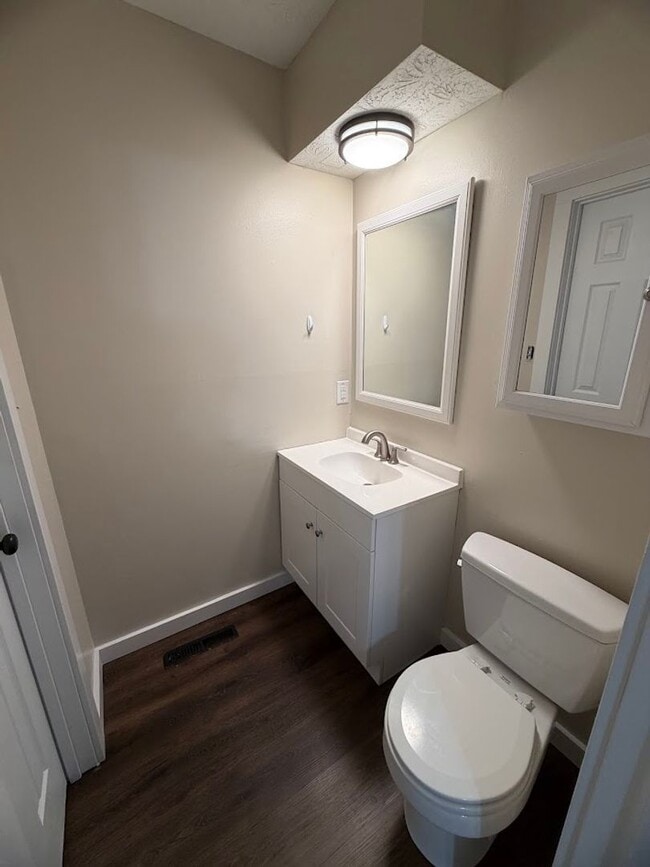 Building Photo - 3 Bedroom Home with Fenced Backyard & Storage Shed