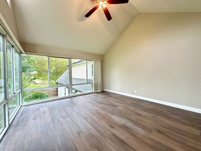 Building Photo - Stunning Single-Family Home with Plenty of...