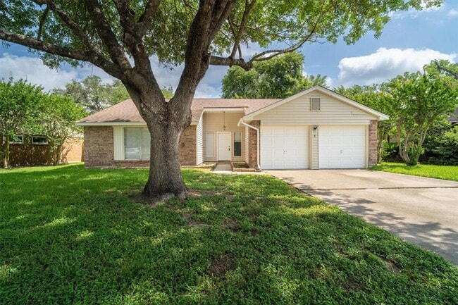 Primary Photo - 2790 Wood Hollow Dr