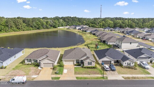 Building Photo - 12897 Logans Walk Ln