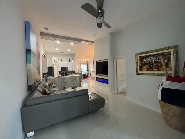 Building Photo - 10491 SW Academic Way