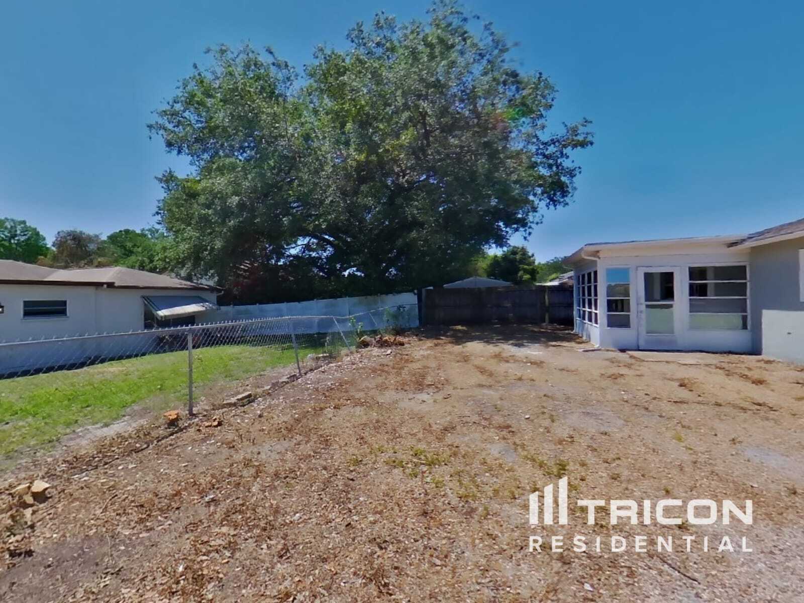Building Photo - 6214 Hopewell Dr