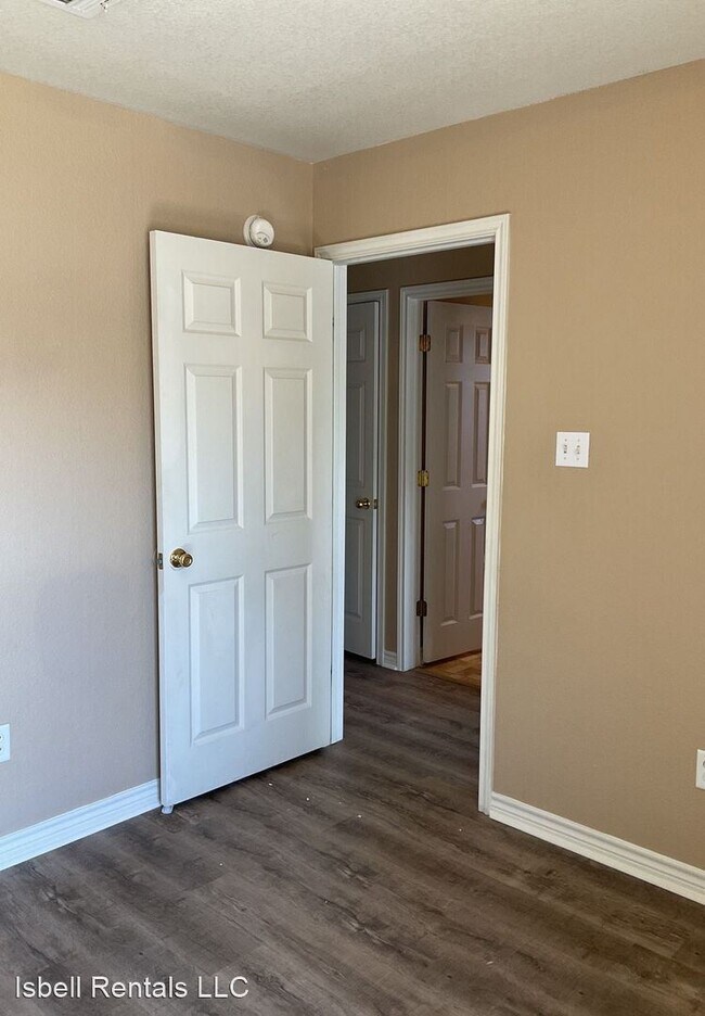 Building Photo - 4 br, 2 bath House - 4105 Maid Marian Circle