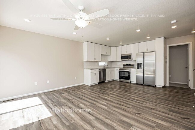 Building Photo - 9346 Oro City Loop