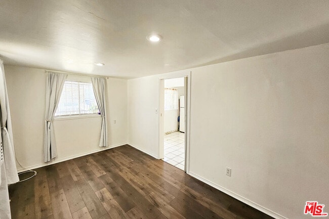 Building Photo - 1718 Grafton St