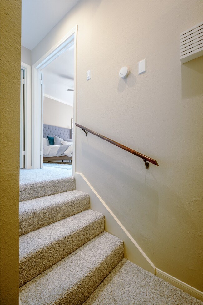 Building Photo - 11711 Memorial Dr