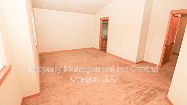 Building Photo - 20277 Knightsbridge Pl