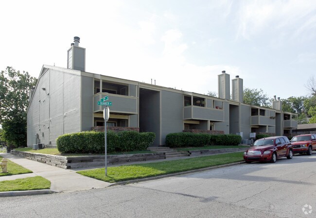 Building Photo - 1207 S Quaker Ave