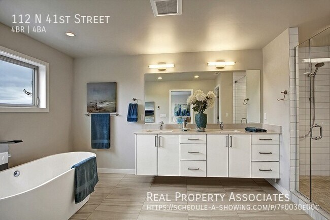 Building Photo - 112 N 41st St