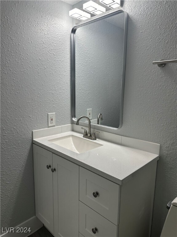 Building Photo - 4396 E Vegas Valley Dr