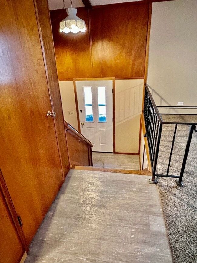 Building Photo - Single Family Home in Rib Mountain!