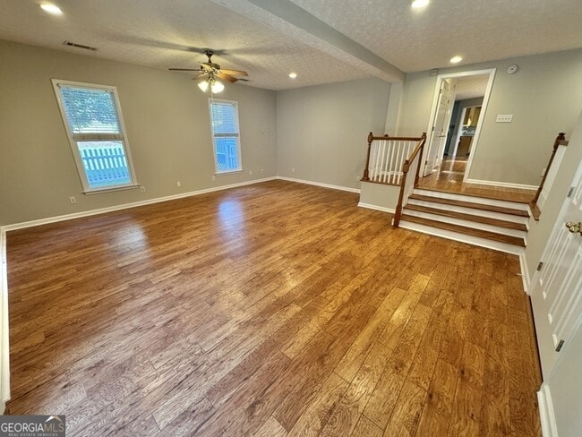 Building Photo - 45 Gentry Dr