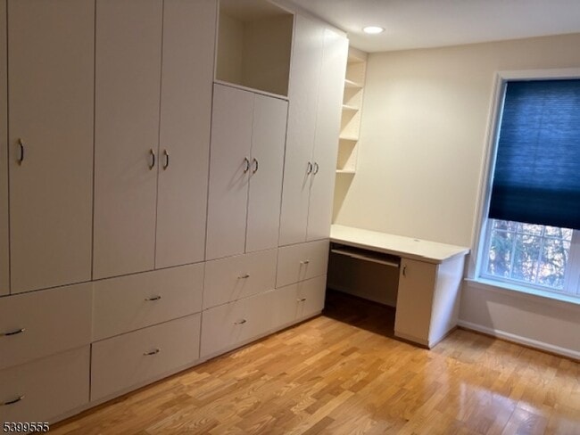 Building Photo - 1104 Carter Dr