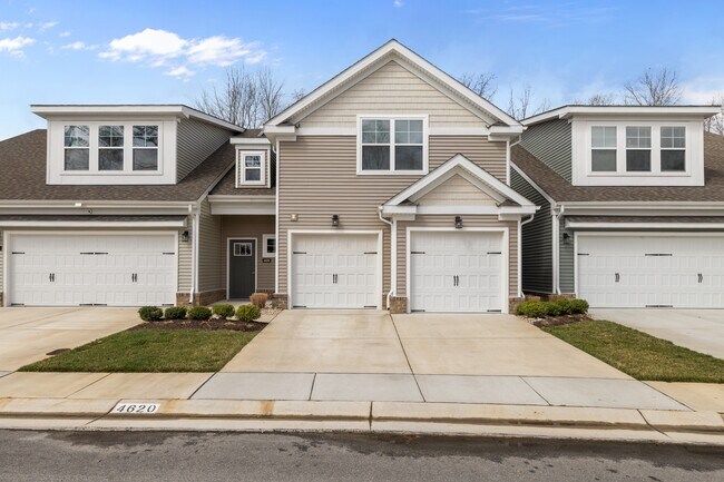 Building Photo - 4260 Longleaf Pl