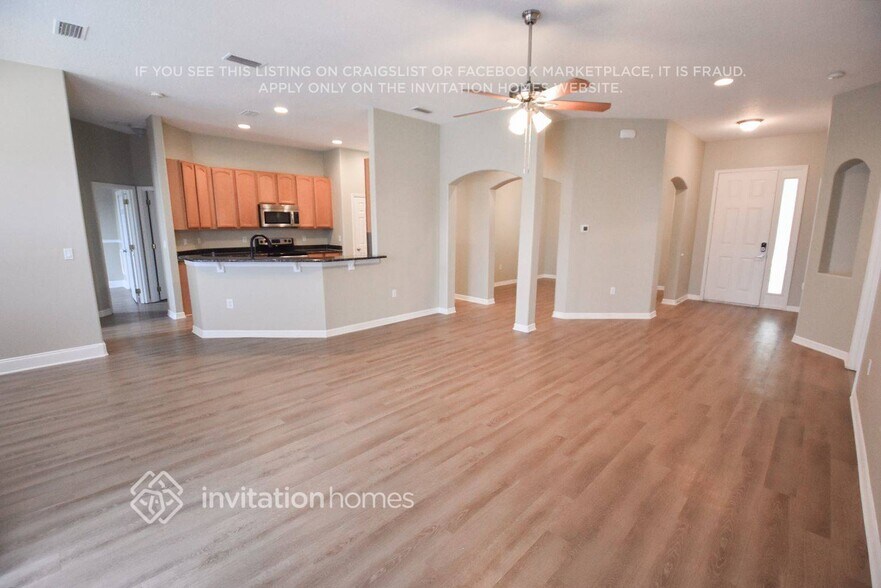 Building Photo - 920 White Oak Way