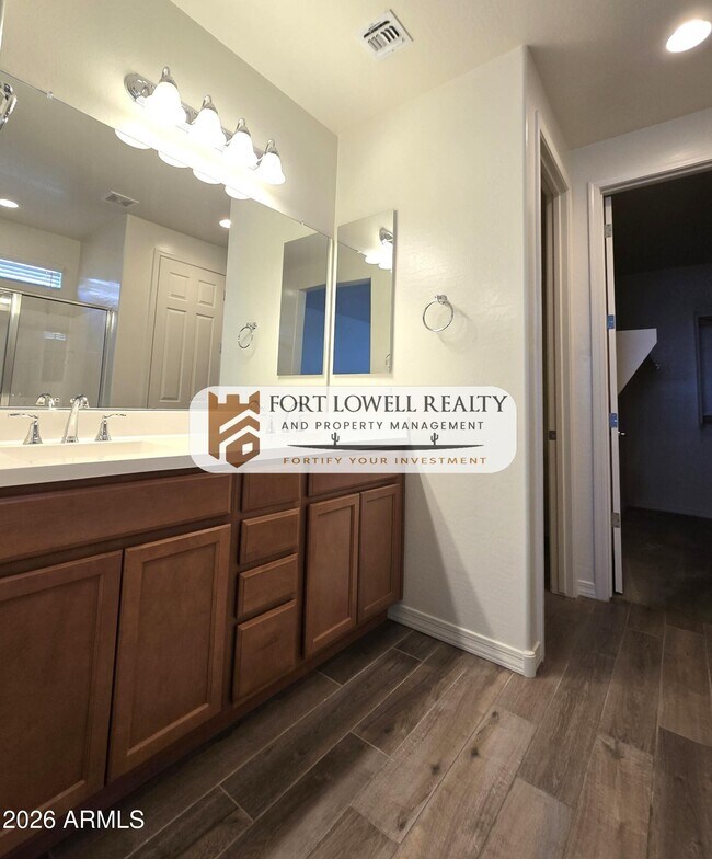 Building Photo - 2117 N 209th Ln