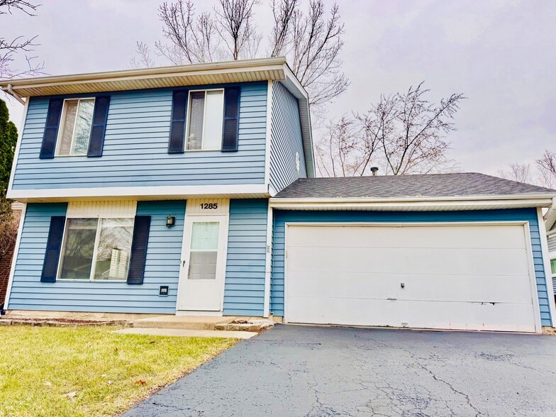 House Front - 1285 Haverhill Cir