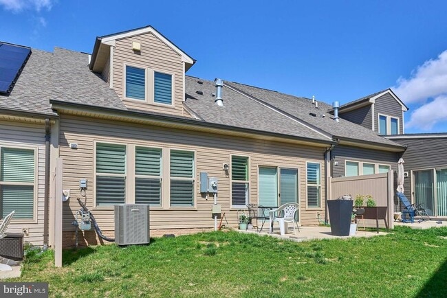 Building Photo - 15563 Blue Lotus Ln