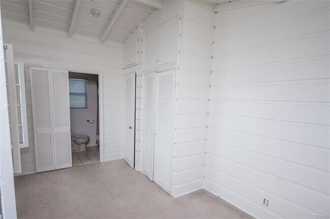 Building Photo - 31612 Santa Rosa Dr