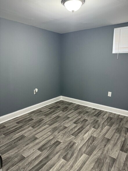 Building Photo - 2536 Loyola Southway