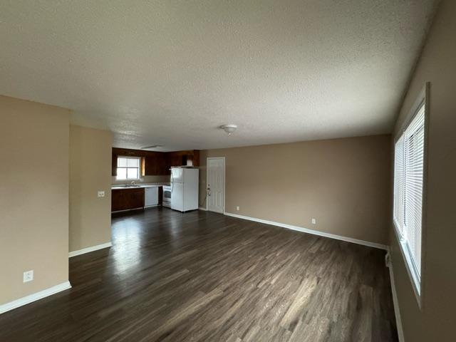 Building Photo - 224 Sunnydale Dr