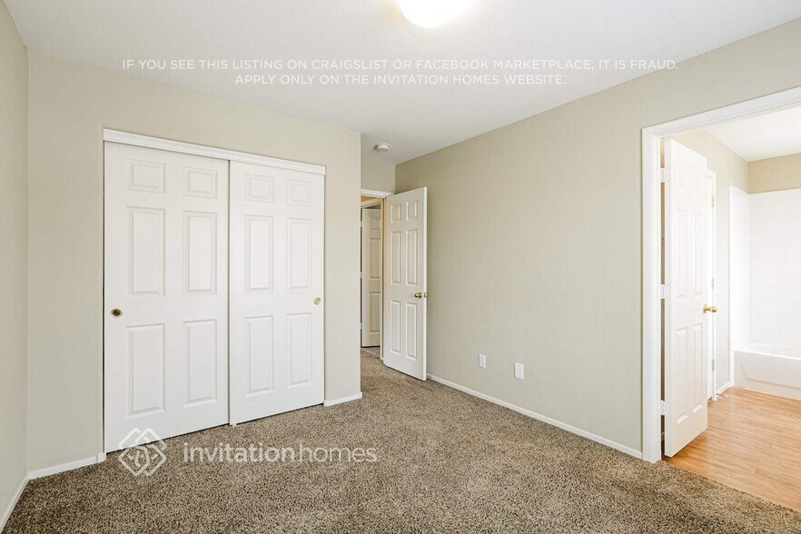 Building Photo - 7654 Glorietta Bay Ct