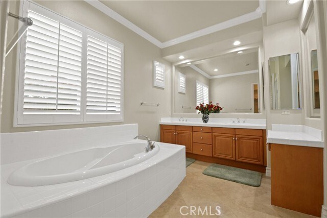 Building Photo - 115 CAPEBERRY